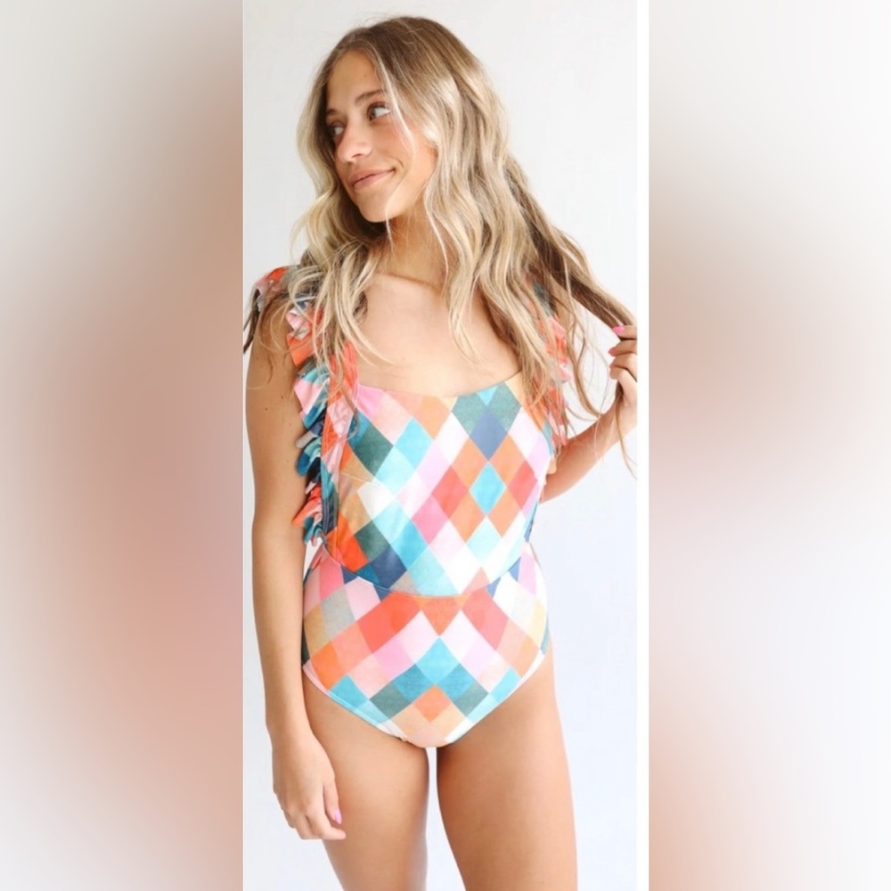 NWOT Davi & Dani "The Octavia" Ruffle Detail One Piece in Pink Combo